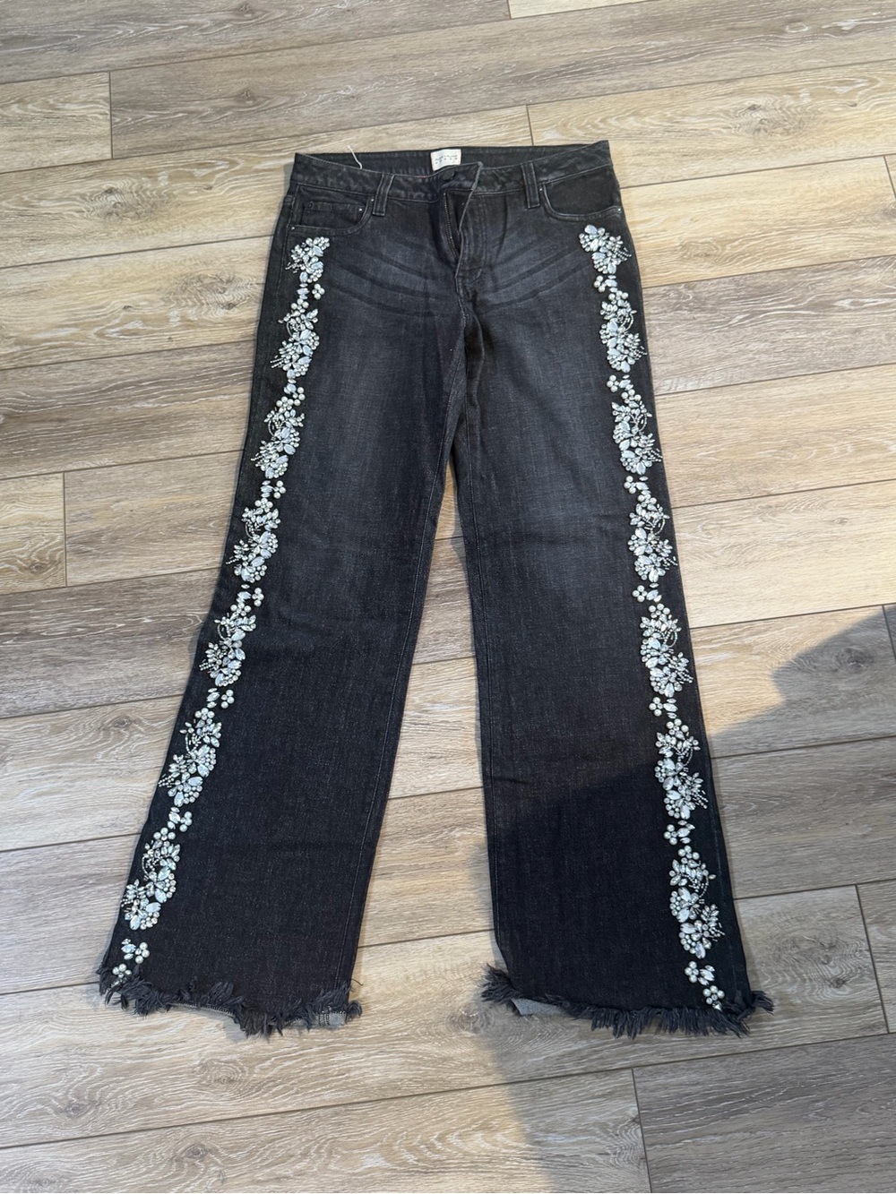 Alice + Olivia Black Wide-Leg Jeans with Silver Floral Embellishments - Picture 4 of 6